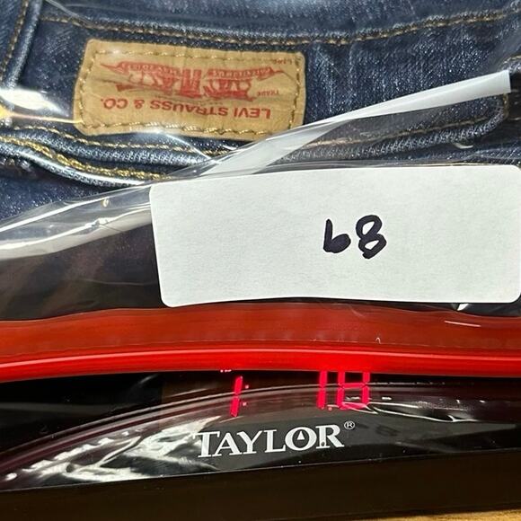 Levi’s 524 Too Superlow Jeans Women 3M Blue Stretch Dark Wash Denim Distressed - Picture 15 of 15